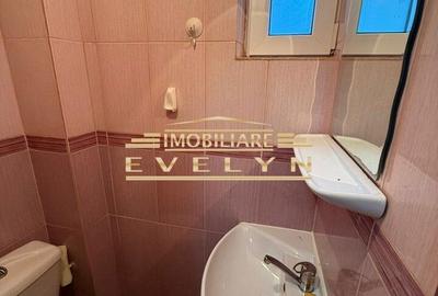 Apartament cu 4 camere decomandat în Central - 2