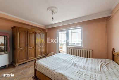 Apartament cu 3 camere decomandat în Central