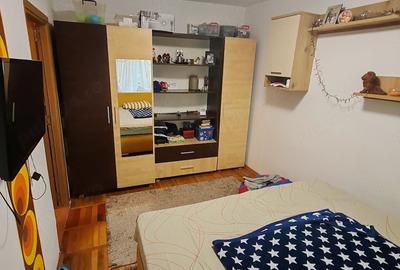 Apartament cu 2 camere semidecomandat în Aradului