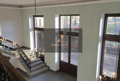 Spațiu comercial, de 400 mp, în Central - 6