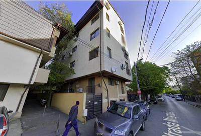 Apartament cu 2 camere nedecomandat în Apărătorii Patriei - 6
