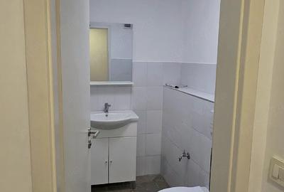 Spațiu comercial, de 60 mp, în Central - 5