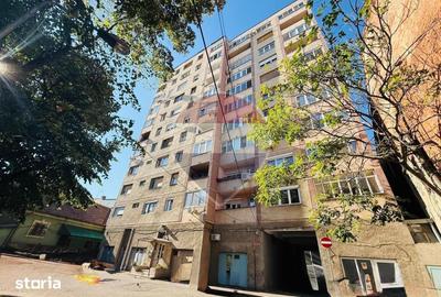 Apartament cu 4 camere în Ultracentral