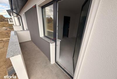 Casă cu 4 camere cu Teren 260 Mp în Ipotești