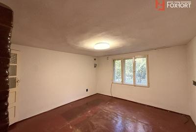 Casă cu 4 camere cu Teren 430 Mp în Plopi