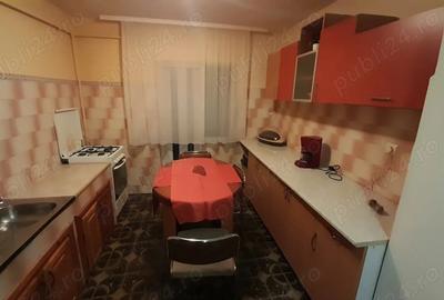 Apartament cu 2 camere decomandat în Ampoi 3
