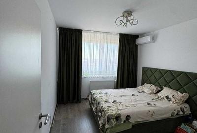 Apartament cu 2 camere decomandat în Tractorul