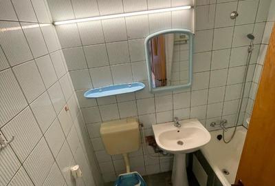Apartament cu 2 camere decomandat în Drumul Taberei