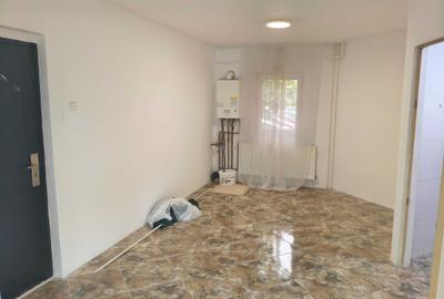 Spațiu comercial, de 55 mp, în Central - 3