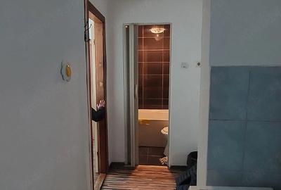Garsonieră decomandată în Central - 1