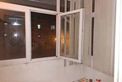 Apartament cu 3 camere semidecomandat în Bucșinescu - 2