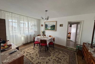 Apartament cu 2 camere semidecomandat în Central - 1