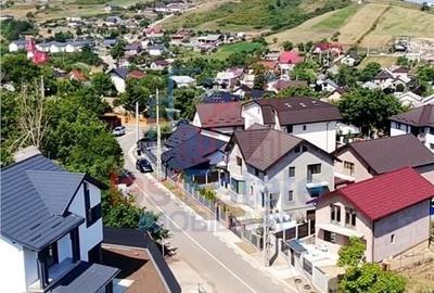 Casă cu 4 camere în Tomești