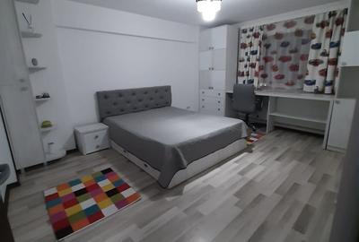 Apartament cu 3 camere decomandat în Central - 4