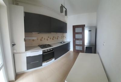 Apartament cu 2 camere decomandat în Central - 2