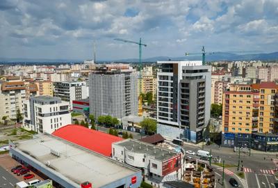 Penthouse cu 3 camere decomandat, mobilat în Răcădău
