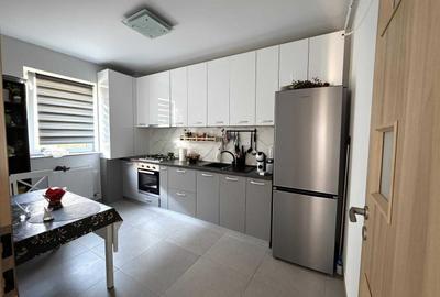 Apartament cu 2 camere decomandat în Dobroești