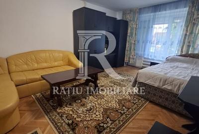 Garsonieră decomandată, mobilată în Cantemir