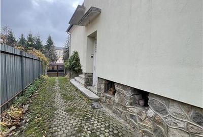 Casă individuală cu 4 camere cu Canalizare în Calea Poplăcii - 26