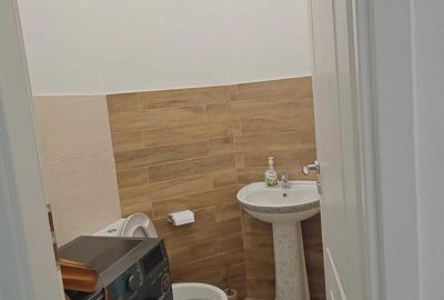 Casă cu 3 camere în Ultracentral