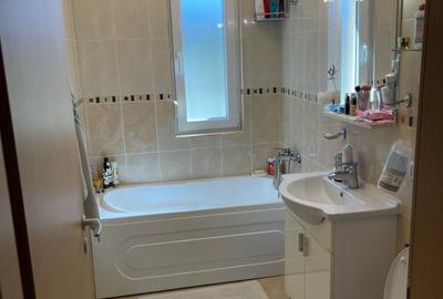 Apartament cu 3 camere decomandat în Utvin - 11