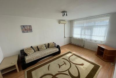 Apartament cu 2 camere decomandat în Drumul Taberei