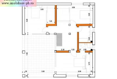 Casă cu 10 camere cu Teren 2736 Mp în Vest