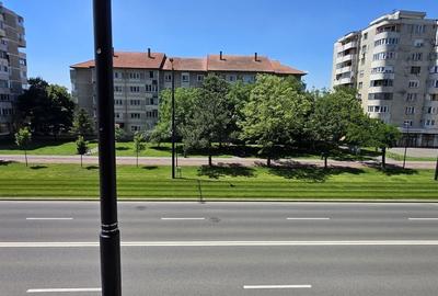 Apartament cu 2 camere decomandat în Nufărul - 1