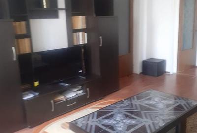 Apartament cu 2 camere semidecomandat în Tineretului