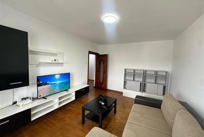 Apartament cu 3 camere decomandat în Aeroport