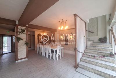 Spațiu comercial, de 320 mp, în Central - 10