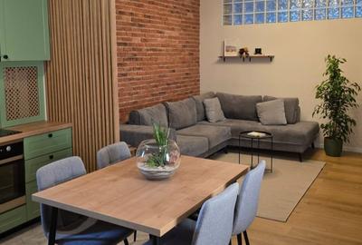 Apartament cu 3 camere decomandat, mobilat în Dămăroaia