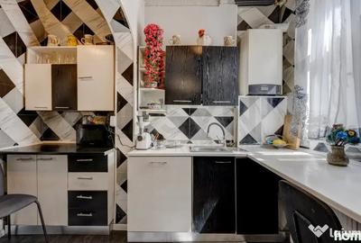 Apartament cu 3 camere decomandat în Central
