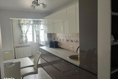 Apartament cu 3 camere în Micro 6 - 4