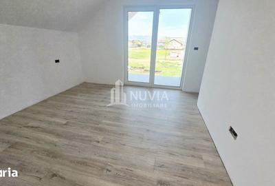 Casă cu 4 camere cu Teren 400 Mp în Micești