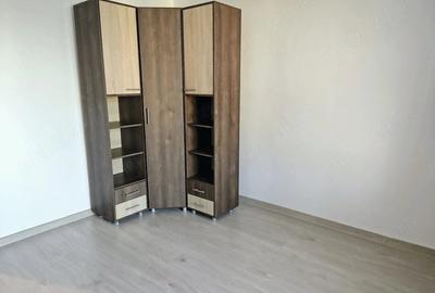 Apartament cu 3 camere decomandat în Lotus
