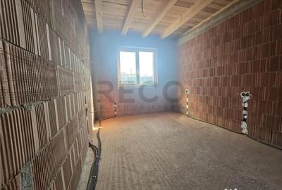 Casă cu 3 camere cu Teren 545 Mp în Tărian - 12