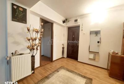 Apartament cu 3 camere în Piața - 3