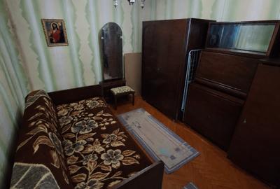 Apartament cu 3 camere semidecomandat, mobilat în Circumvalațiunii - 9