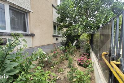 Casă cu 7 camere cu Teren 500 Mp în Titulescu