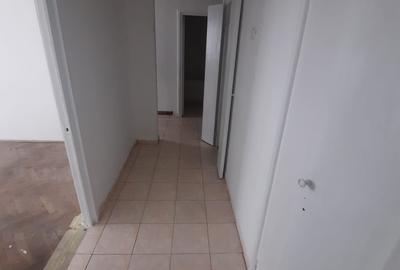 Apartament cu 2 camere decomandat, mobilat în Alexandru cel Bun - 2