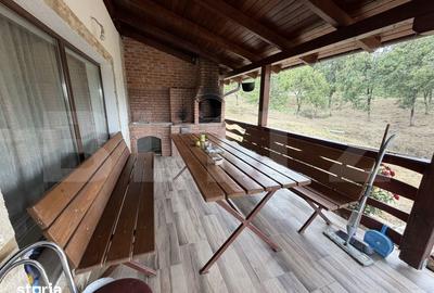 Casă cu 3 camere cu Teren 1700 Mp în Central