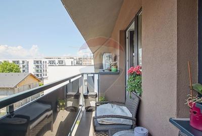 Apartament cu 3 camere decomandat, mobilat în Tractorul - 23