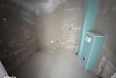 Apartament cu 2 camere decomandat în Apărătorii Patriei