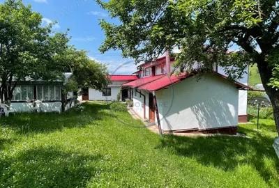Casă cu 6 camere cu Teren 2000 Mp în Central - 10