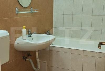 Apartament cu 3 camere decomandat în Decebal - 10