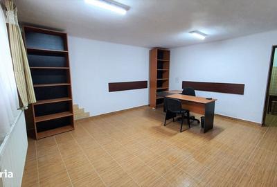 Spațiu comercial, de 60 mp, în Central