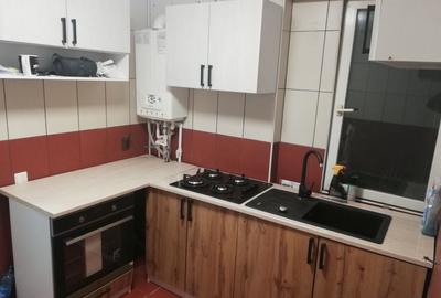Casă cu 3 camere cu Teren 100 Mp în Bezdead - 1