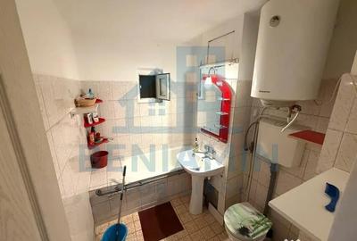 Apartament cu 2 camere decomandat în Sărari - 7