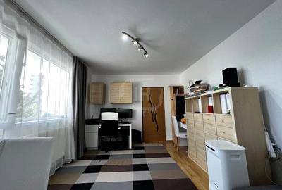 Apartament cu 4 camere decomandat în Gheorgheni